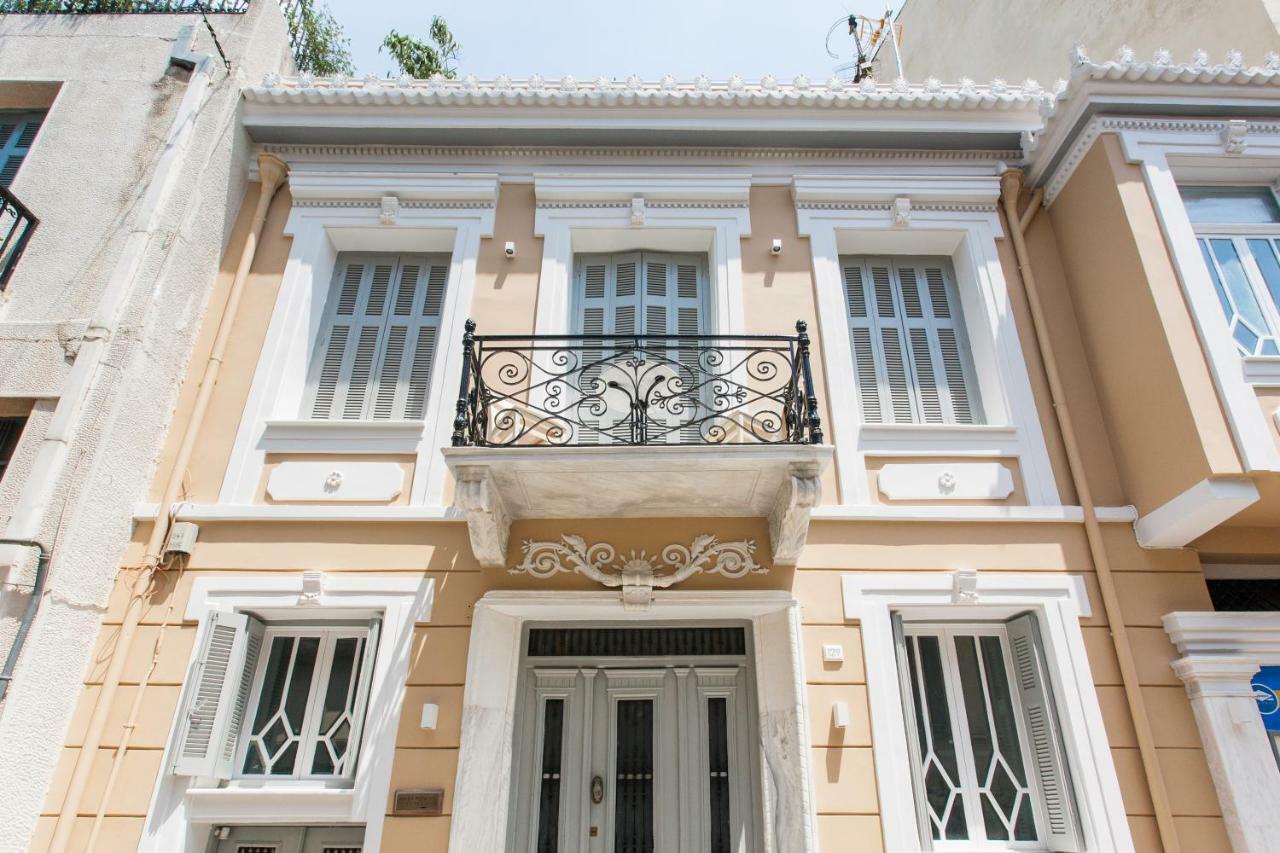 Step One | Luxury Suites Right In The Heart Of Acropolis Next To Metro Station Atena Exterior foto